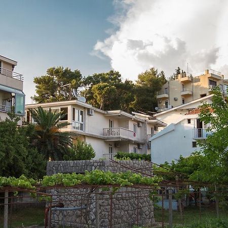 Apartmani Mina Herceg Novi Eksteriør billede