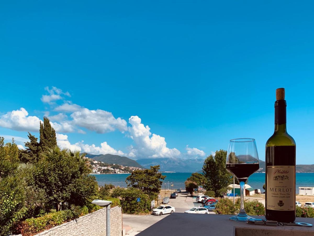 Apartmani Mina Herceg Novi Eksteriør billede