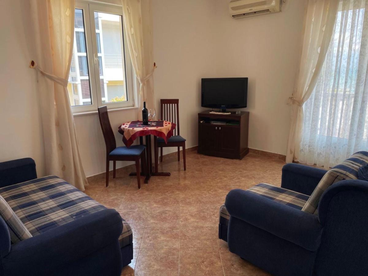 Apartmani Mina Herceg Novi Eksteriør billede