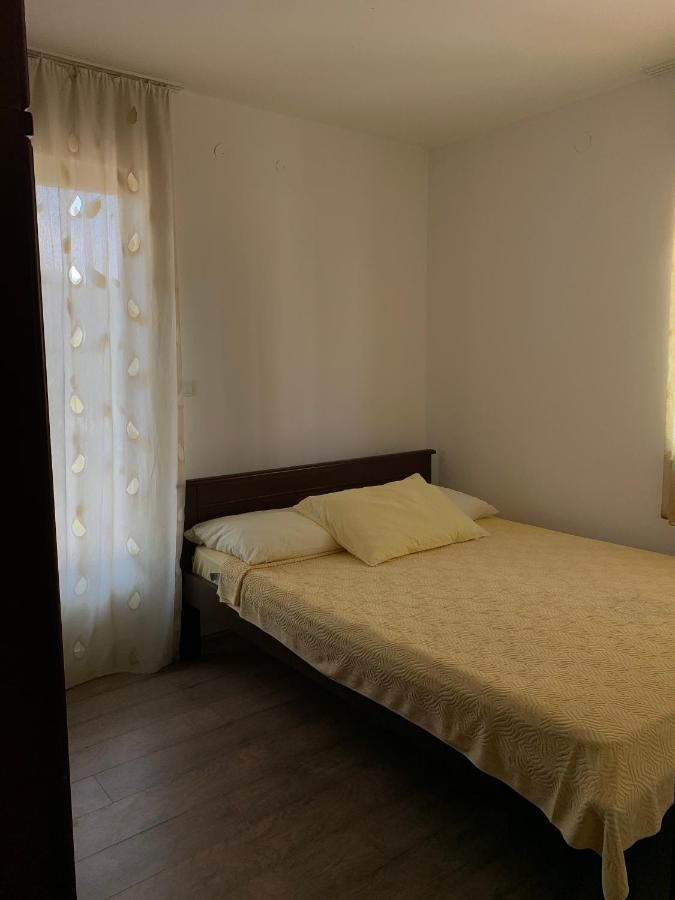 Apartmani Mina Herceg Novi Eksteriør billede
